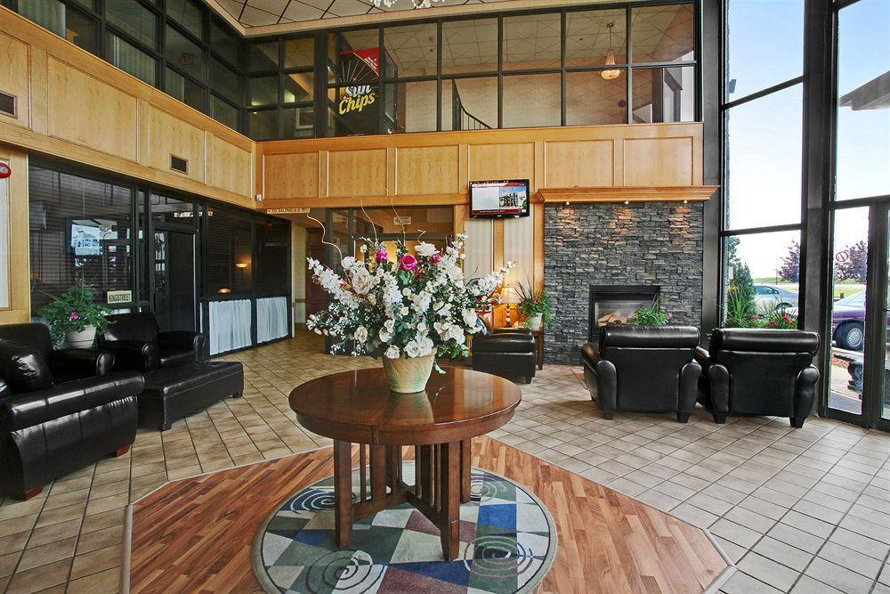 Tropical Inn - North Battleford Dış mekan fotoğraf