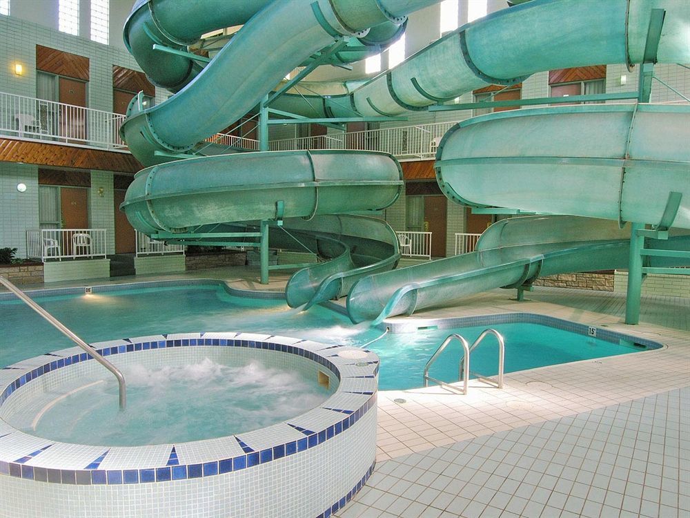 Tropical Inn - North Battleford Dış mekan fotoğraf