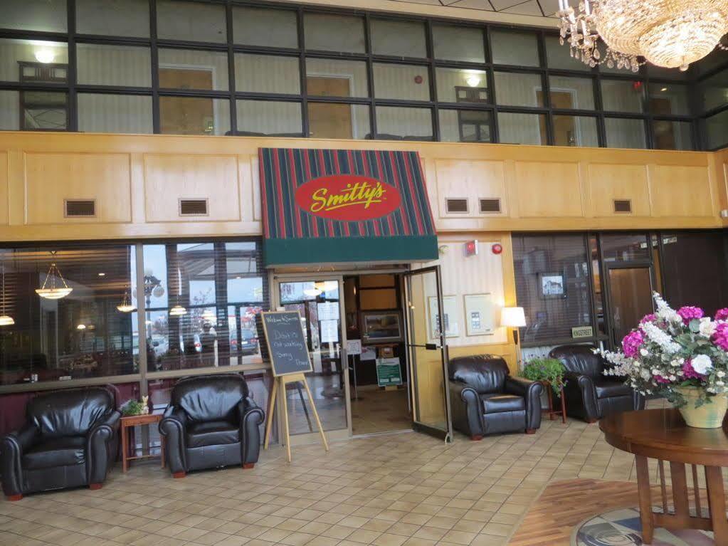 Tropical Inn - North Battleford Dış mekan fotoğraf